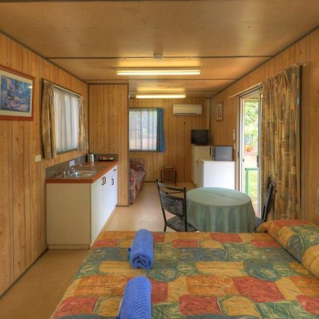 Batchelor Holiday Park Екстер'єр фото