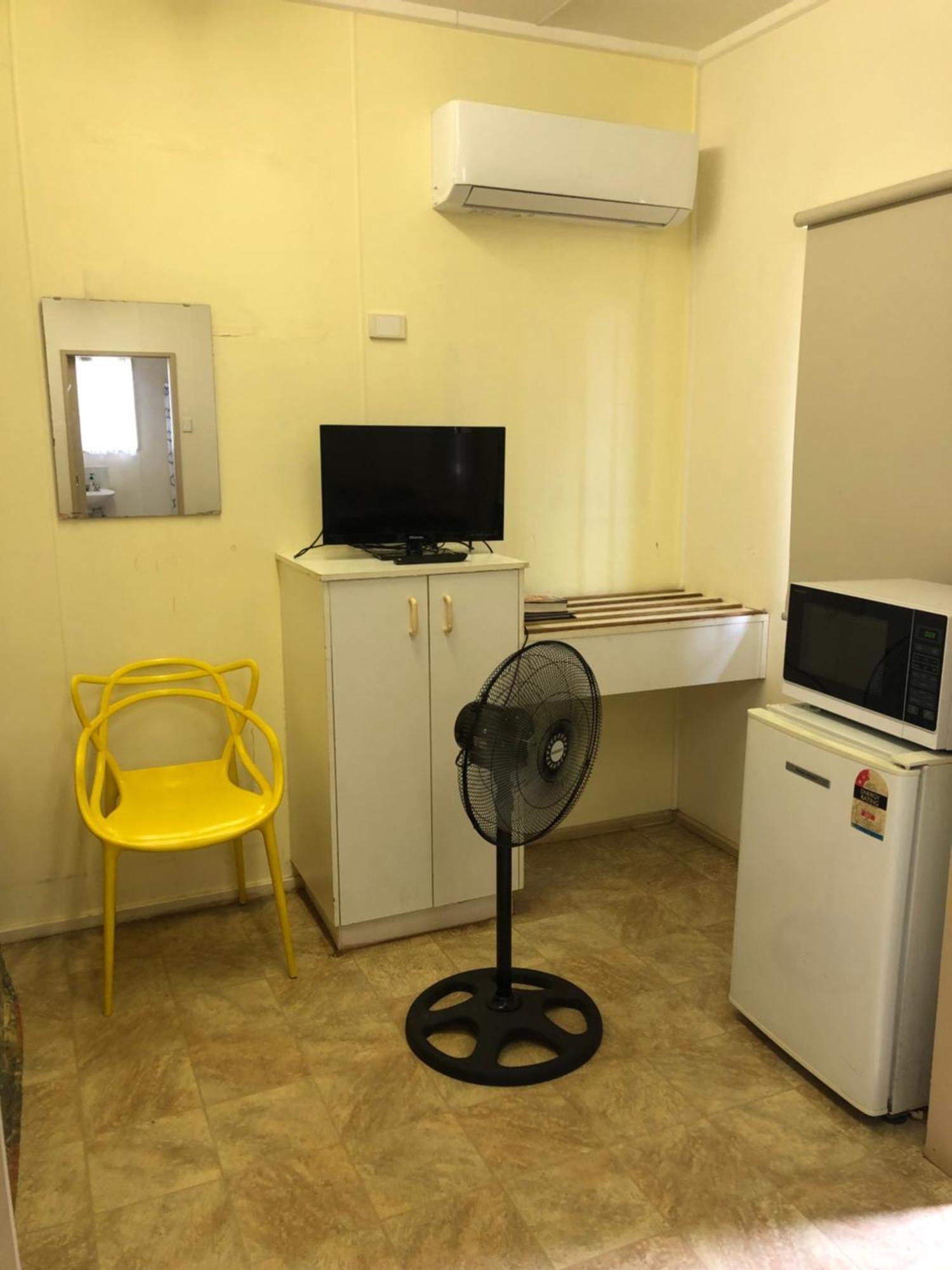 Batchelor Holiday Park Екстер'єр фото