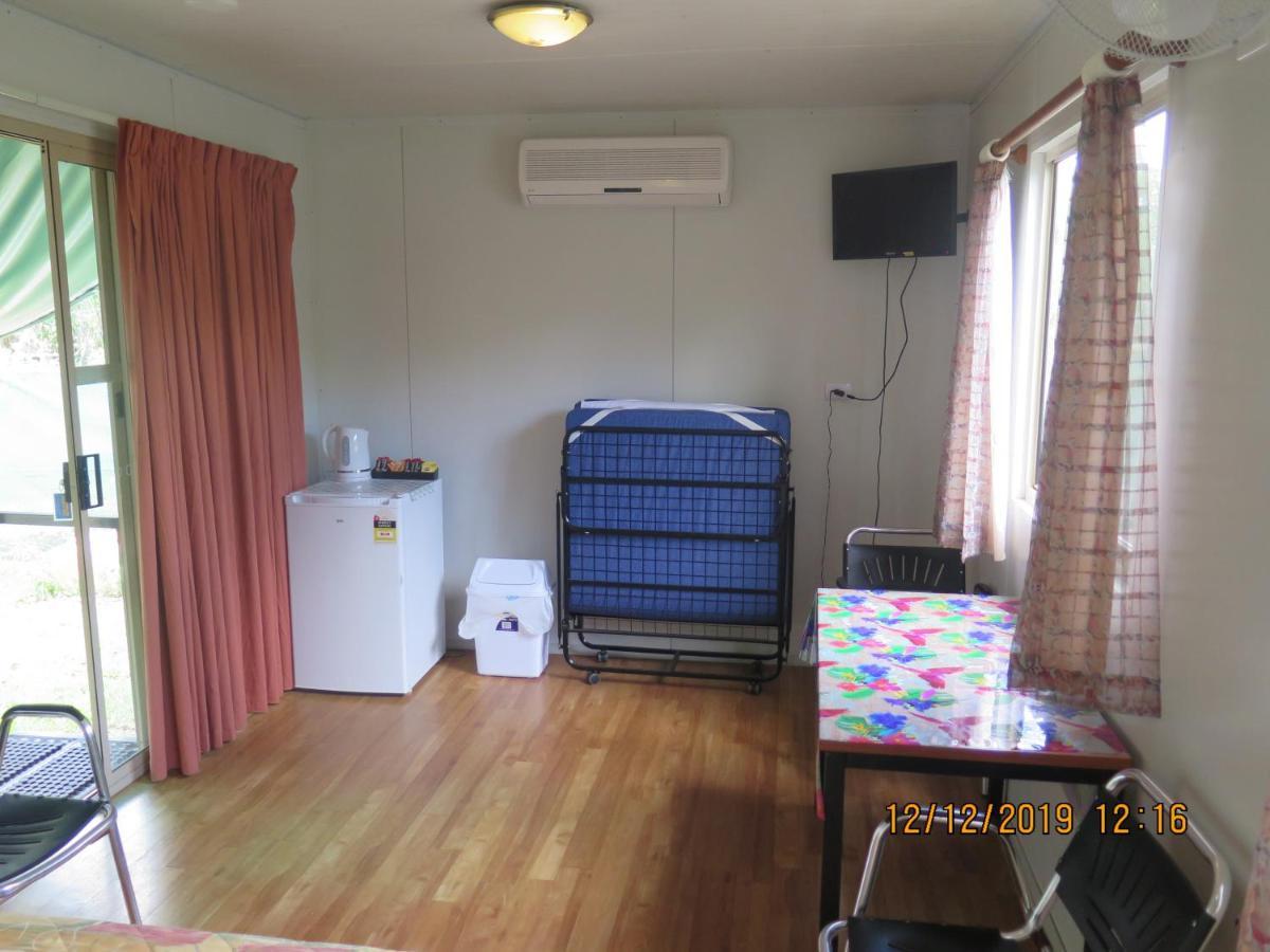 Batchelor Holiday Park Екстер'єр фото